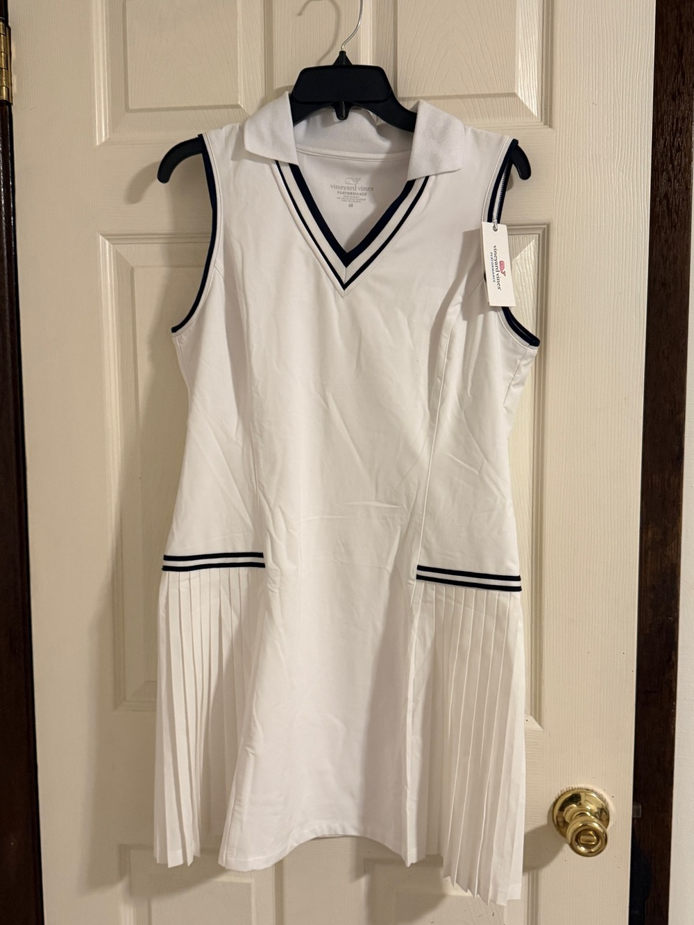 Vineyard Vines White Sleeveless Polo Dress with Navy Trim - Picture 1 of 4